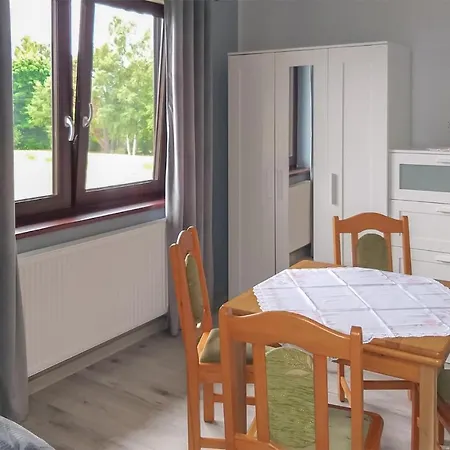 3 Bedroom Cozy In Smoldzinski *